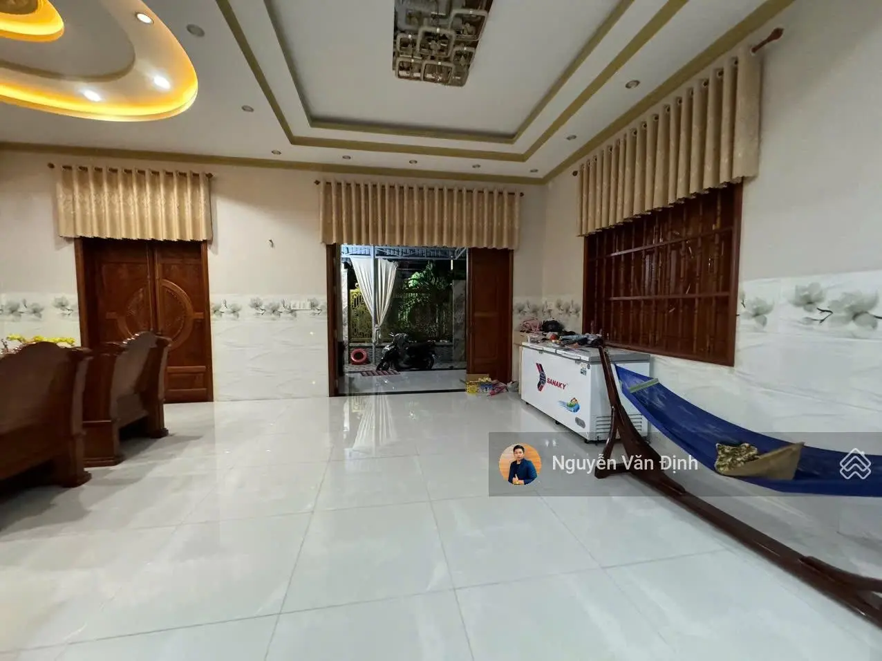 Nhà ven biển Phước Hải, 200m2 - 10x20m, full thổ cư, nhà 1 trệt 1 lầu, 4 phòng ngủ, 2wc, sát biển