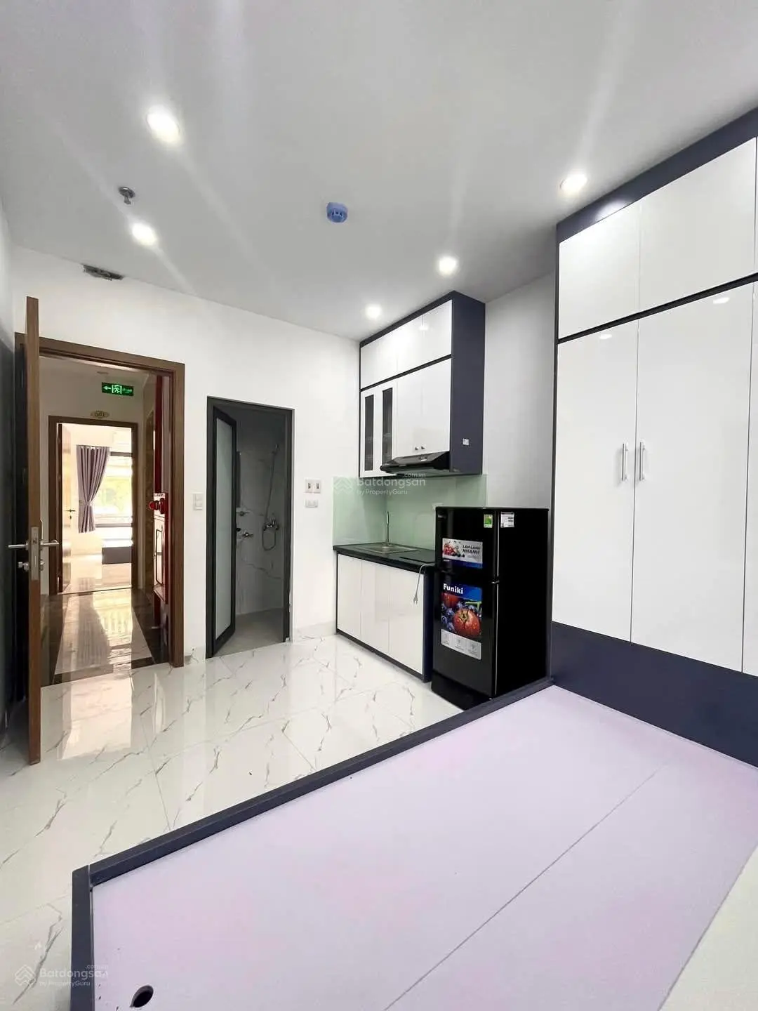 Bán tòa CCMN phố Hoàng Mai 68m2 * 6 tầng * 12 phòng full đồ. Doanh thu đạt 50tr/ tháng