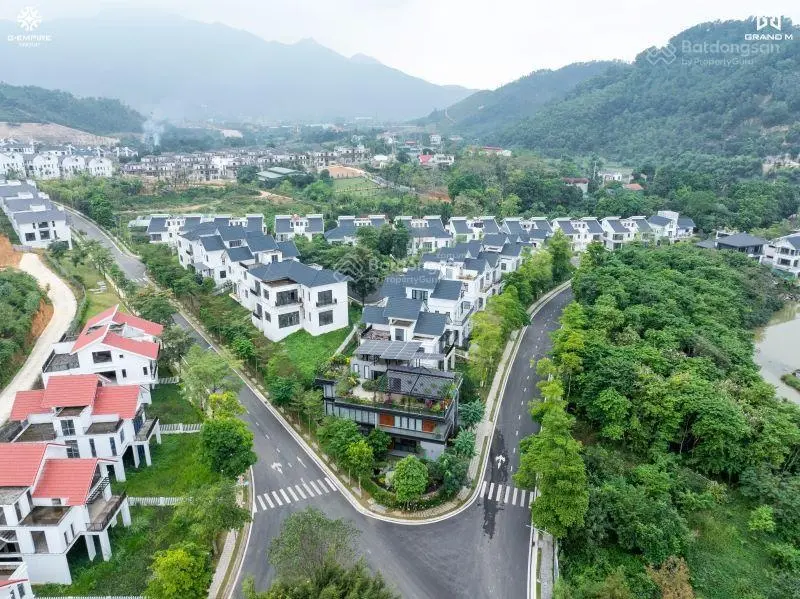 Bán Biệt thự đơn lập có sân vườn rộng tại Xanh Villas Hòa Lạc giá rẻ nhất thị trường LH 0899269331