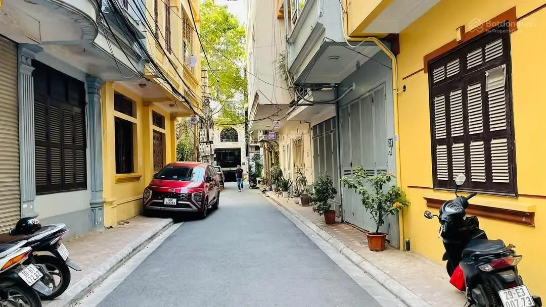 Bán nhà Thái Hà - phân lô ôtô tránh - 35m2 - 4 tầng - mặt tiền 3,6m - lô góc kinh doanh sầm uất