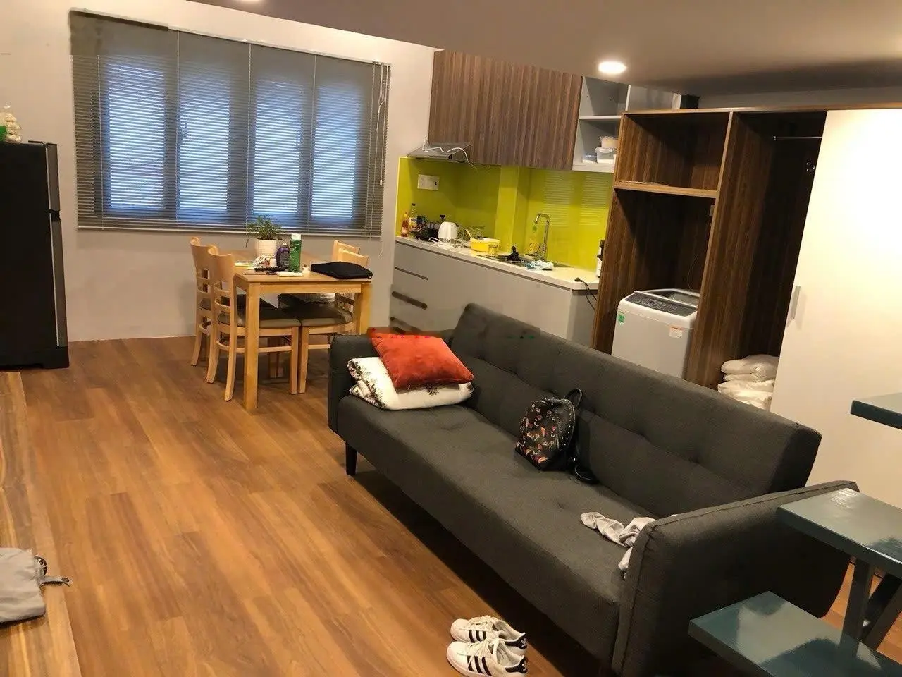 Tổng hợp nhà MT Hoàng Hoa Thám hướng Đông. DT: 89.5m2, ngang 4.5m ngay gần Vincom, giá 26.5 tỷ