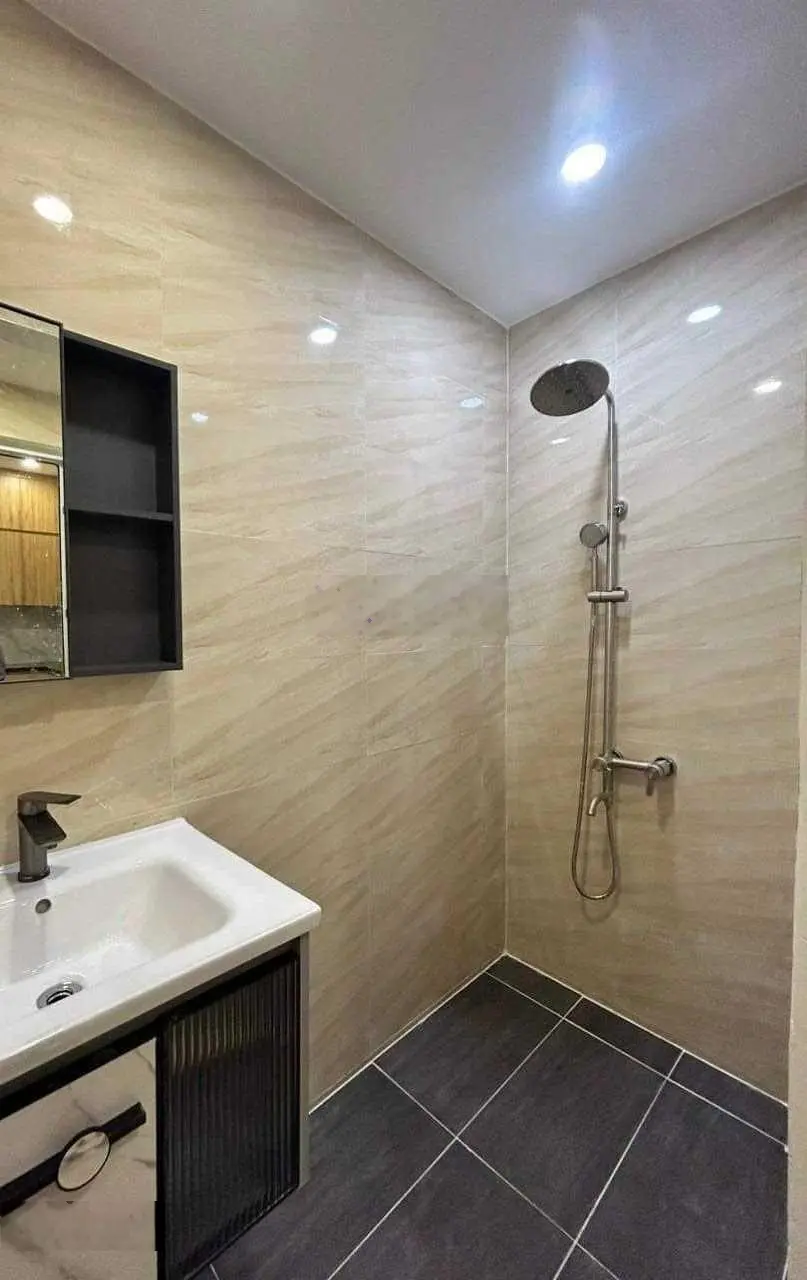 Cần bán căn nhà mới xây ngay TTTP hẻm đường Định Cư, Nha Trang, Khánh Hòa