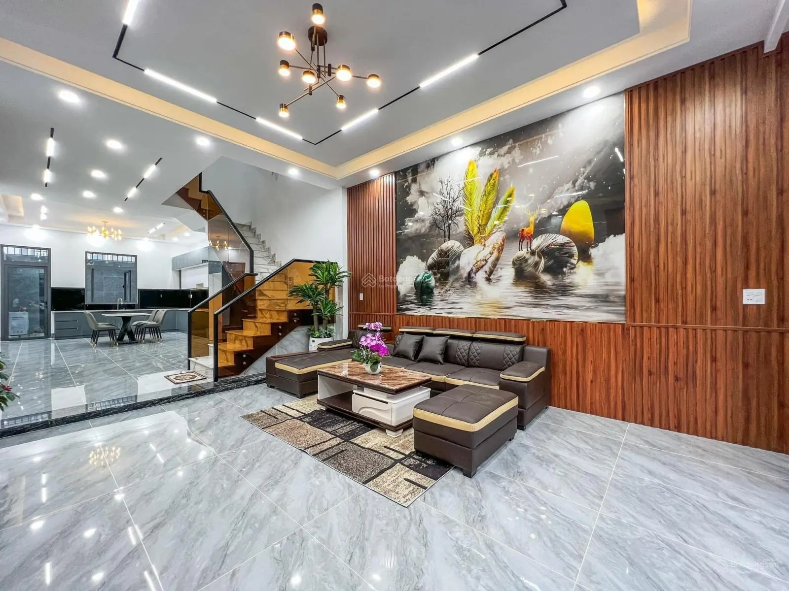Bán nhà mới xây KDC Hồng Loan sổ hồng hoàn công