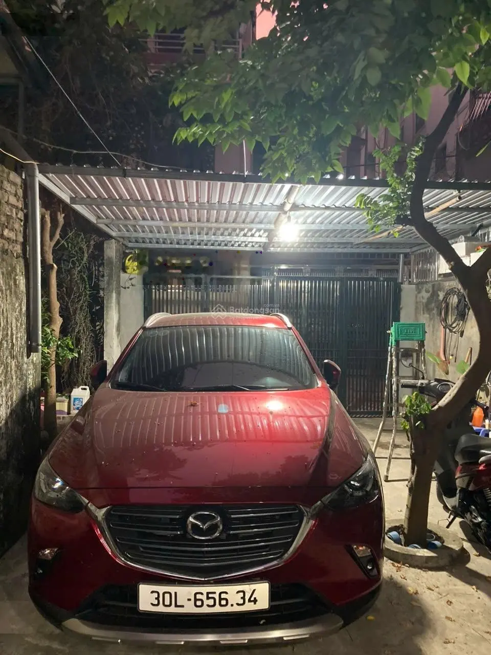 Bán 61m2, MT 4.3m, tổ 10 Thạch Bàn,ô tô vào được. Sổ đỏ cc