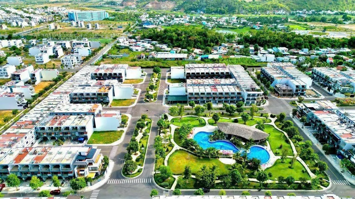 Nhà liền kề gói 8 - khu đô thị Mỹ Gia The Capella Nha Trang - giá chỉ 3.8tỷ