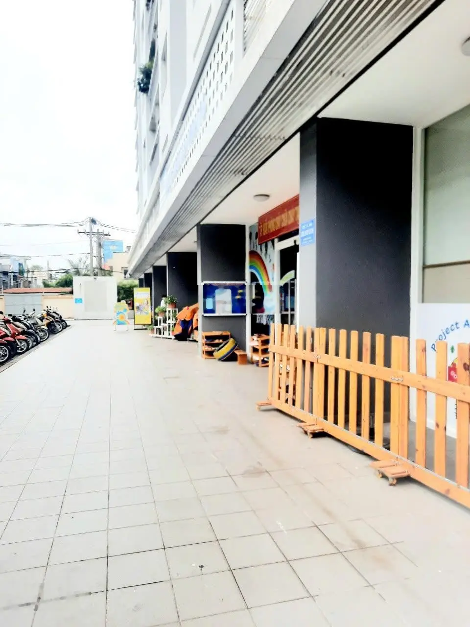 Lotus Garden 2 phòng ngủ cần bán, diện tích 67m2, sổ hồng chính chủ, hỗ trợ vay, giá bán 2.850 tỉ