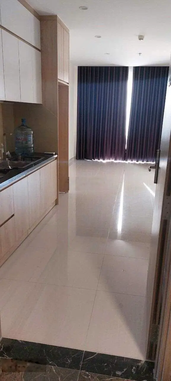 Bán căn hộ 2PN2WC 2tỷ650 View Hồ Bơi tại Vinhomes Grand Park quận 9