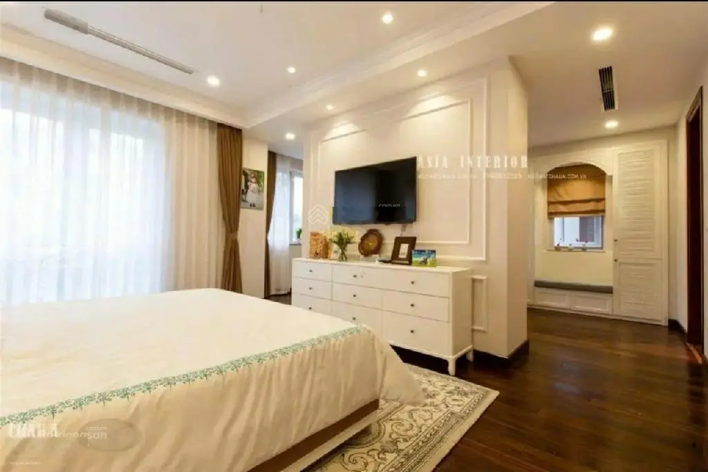 Bán BT lô góc view Vườn Hoa Lưu Hữu Phước Mỹ Đình, vỉa hè - Đường bàn cờ