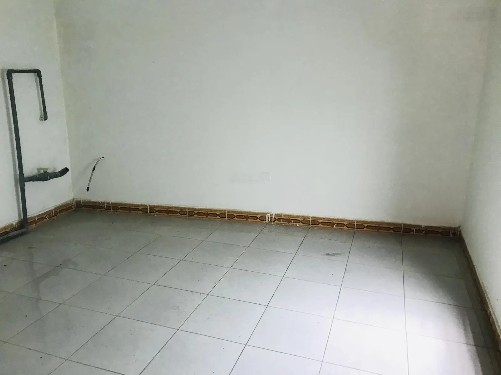 Tìm đâu ra căn nhà cấp4 sát Bãi tắm Mân Thái, đứng nhà nhìn thấy biển, cách bãi phút đi bộ gia 3.7T