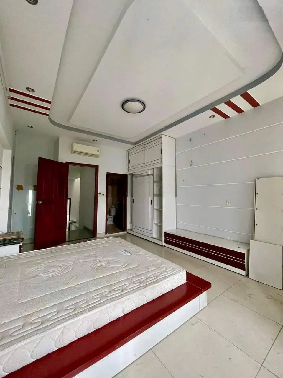 Bán nhà đang cho thuê 39tr/th ở Trần Khánh Dư-Tân Định-Q1. DT 82,5m2 giá 4tỷ850 gần CĐ Nghề TPHCM