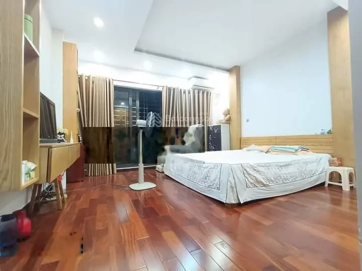 Phát hiện! Nhà Nguyễn Chí Thanh, phân lô, ô tô, giáp phố, dân xây 62m2*6T