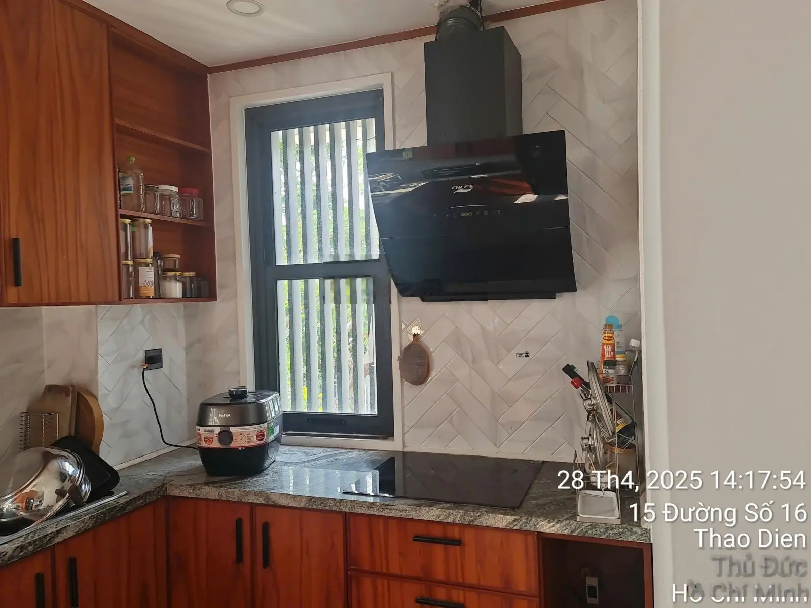 Chính chủ bán căn biệt thự view hồ Hạc Cầm, Khu đô thị Đông Tăng Long, Giá 28,5 tỷ.