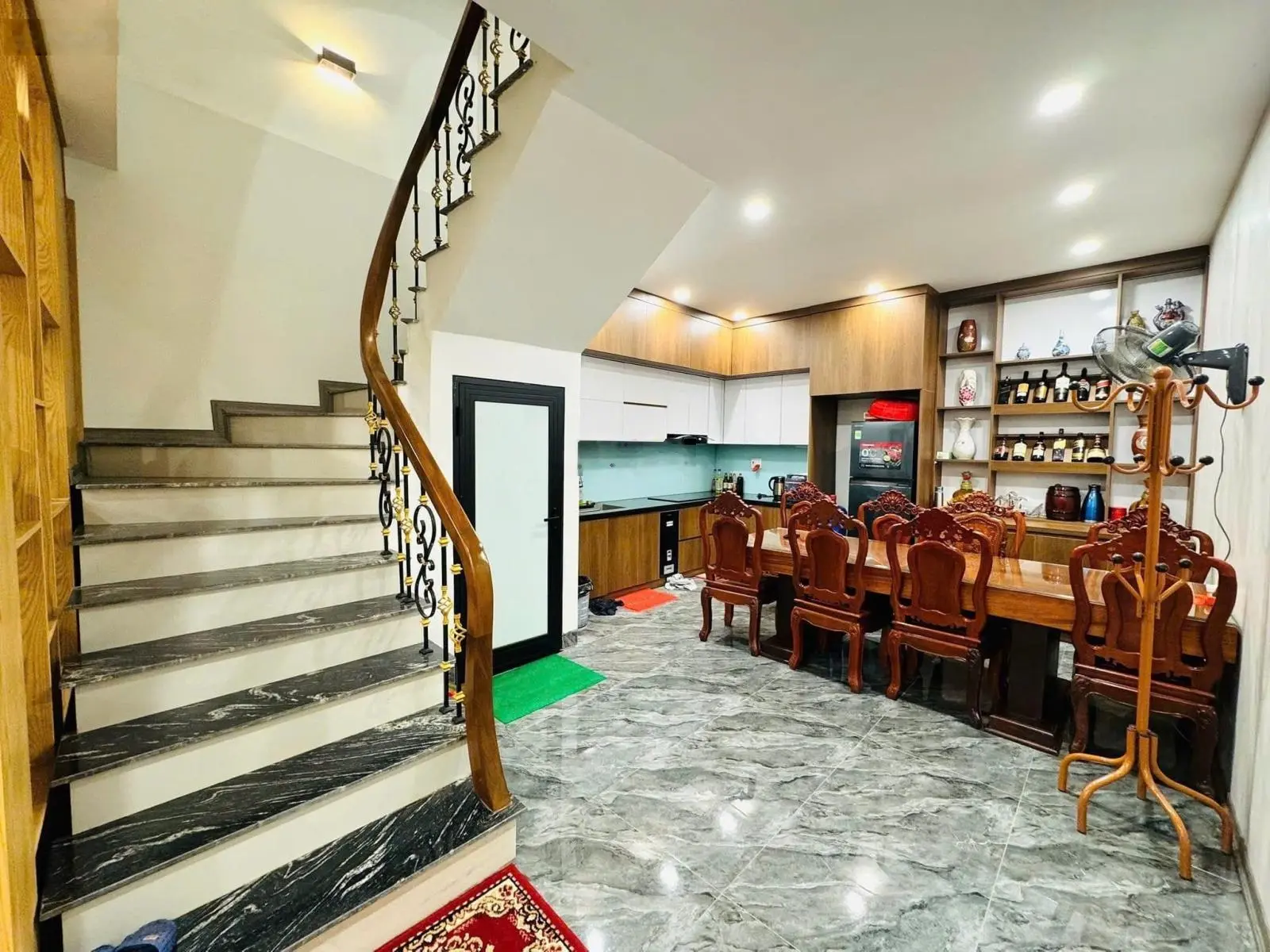 Nhà Ngõ 514 Thuỵ Khuê, Tây Hồ. Dt 35m2. 4 T. Mt 6m. Giá 7.7 Tỷ. Kinh doanh, Ngõ Thông. Giá đầu tư.