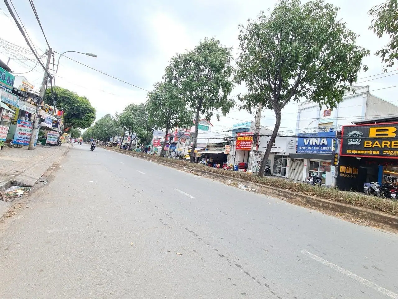 Nhà biệt thự mặt tiền đường Trần Thị Điệu, Phước Long B, Quận 9. Diện tích 340m2/33tỷ. 0966 701 ***
