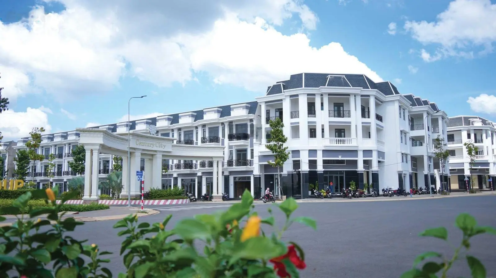 Đất Bình Sơn đường đi sân bay quốc tế, 100m2 full thổ cư giá 1,550 tỷ sổ hồng vĩnh viễn