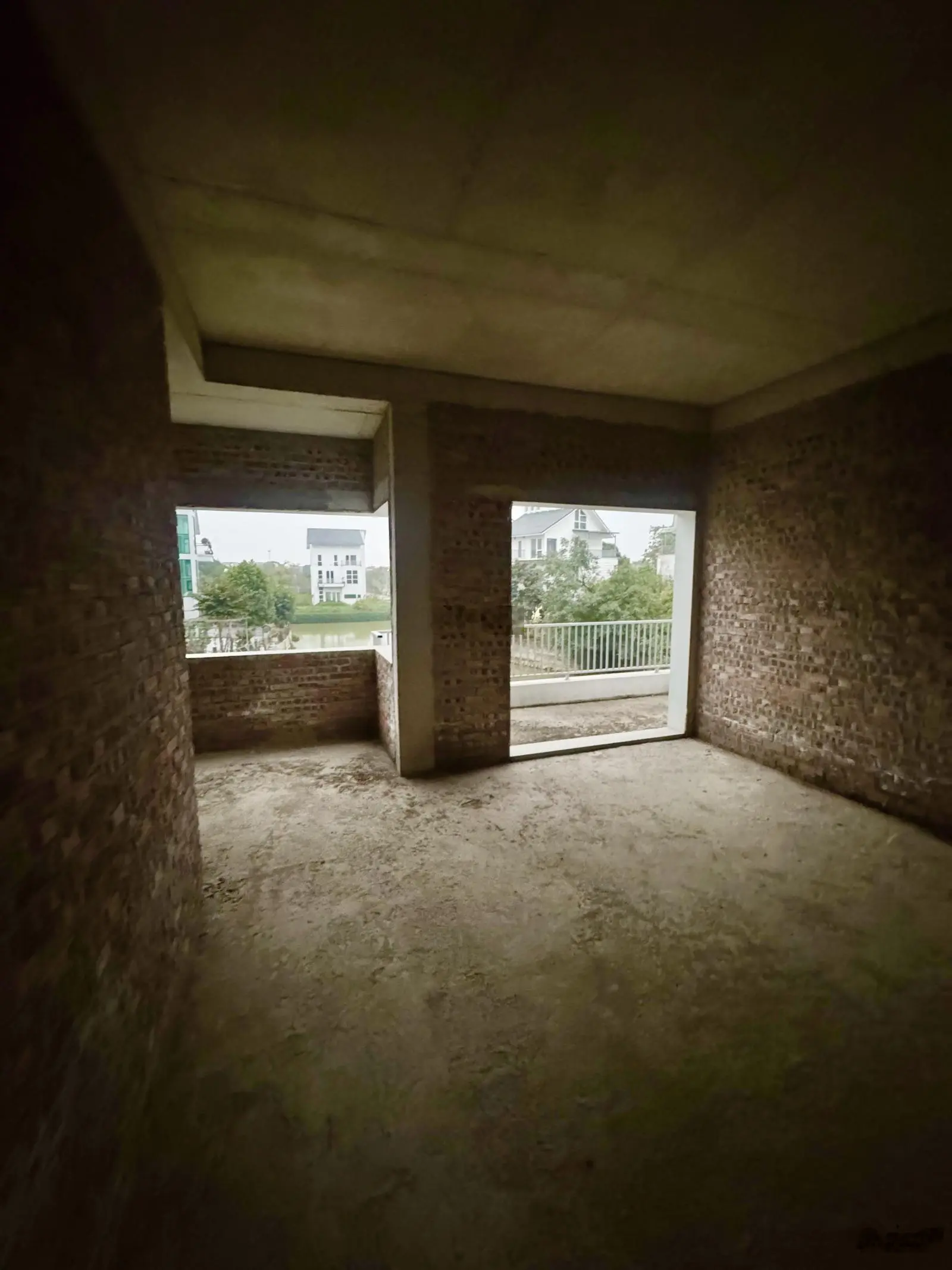 Cần bán siêu biệt thự mặt hồ siêu dài ~ 368m2 tại khu đô thị ngôi nhà mới New House City - Quốc Oai