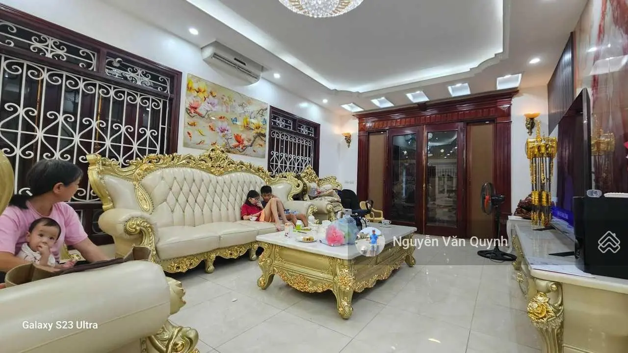 Chủ cần bán biệt thự Xa La, diện tích 226m2, xây 3 tầng, mặt tiền 11m, chủ tặng Full nội thất
