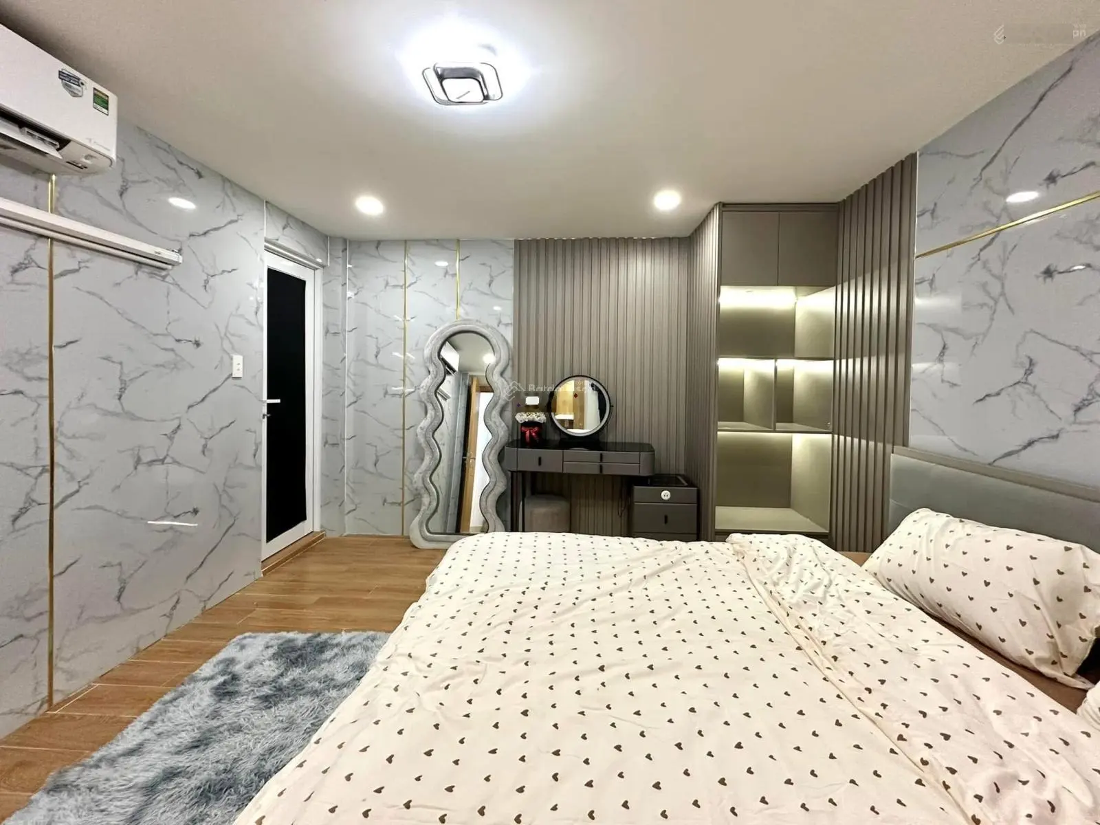 Bán nhà mặt phố 285 CMT8 ngay Hà Đô Quận 10 23 tỷ, 150m2, view đẹp