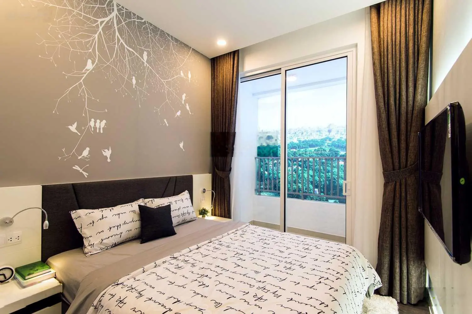 Cần bán chung cư Babylon - Âu Cơ - Tân Phú. 87m2, 2PN. Giá: 3.3 tỷ. LH: 0904 715 ***, Quyền. Có sổ