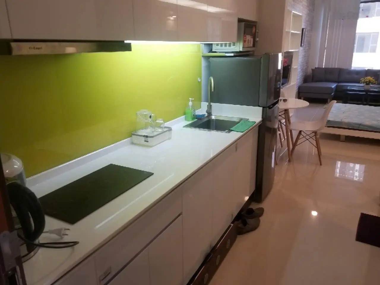 Cần bán studio 34m2 The Tresor quận 4 giá tốt nhất. LH: 0909 024 ***
