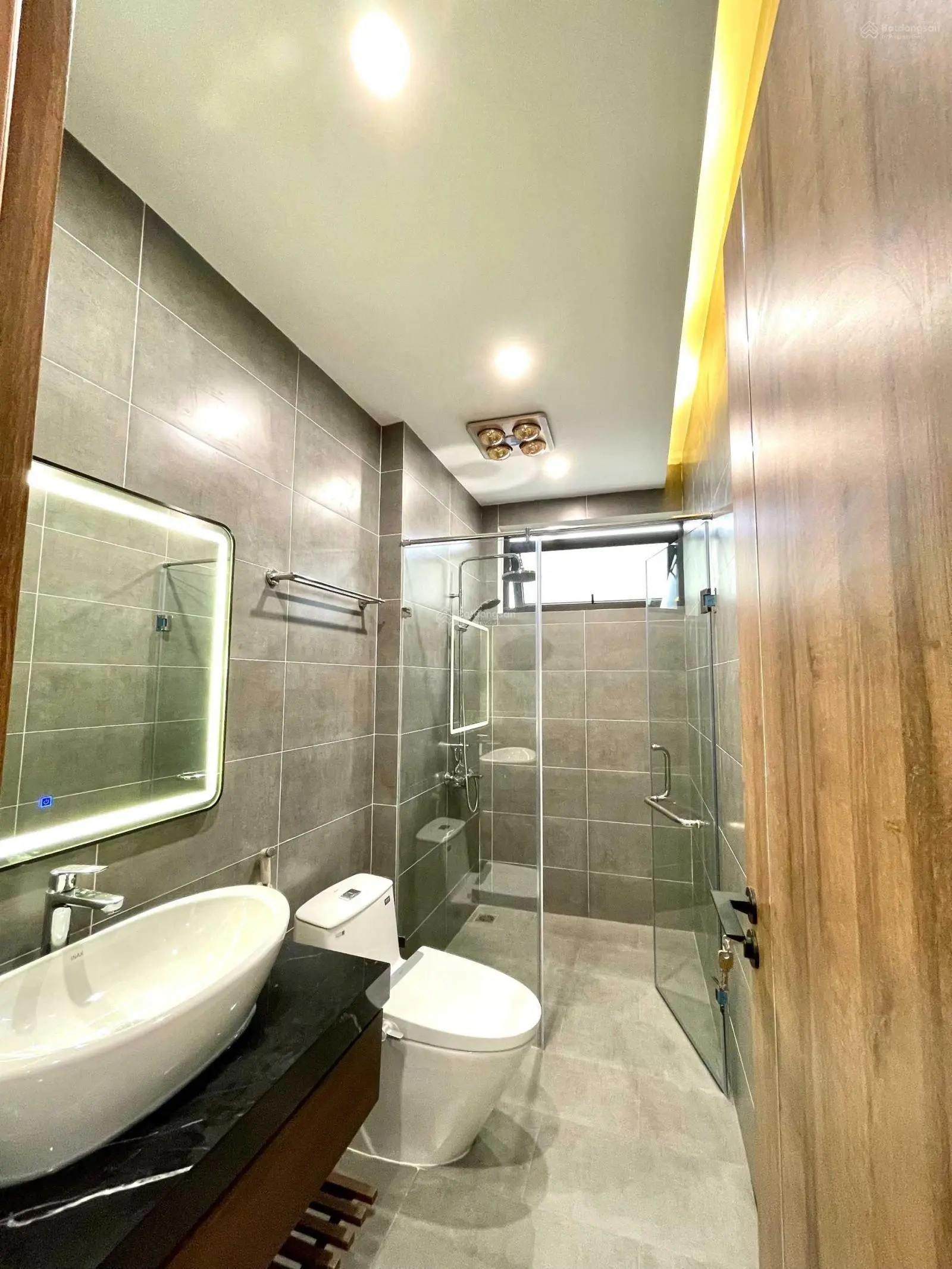 Nhà đẹp Nguyễn Sơn, Gia Thụy, Long Biên, 69m2, MT rộng, 7 Tầng, Lô góc, 2 Thoáng, LH: 0988 312 ***