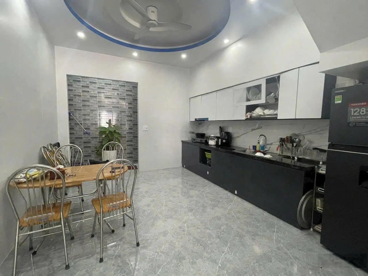 Siêu phẩm f0 mặt đường Trang Quan, nhà 3 tầng Mới tinh xây độc lập