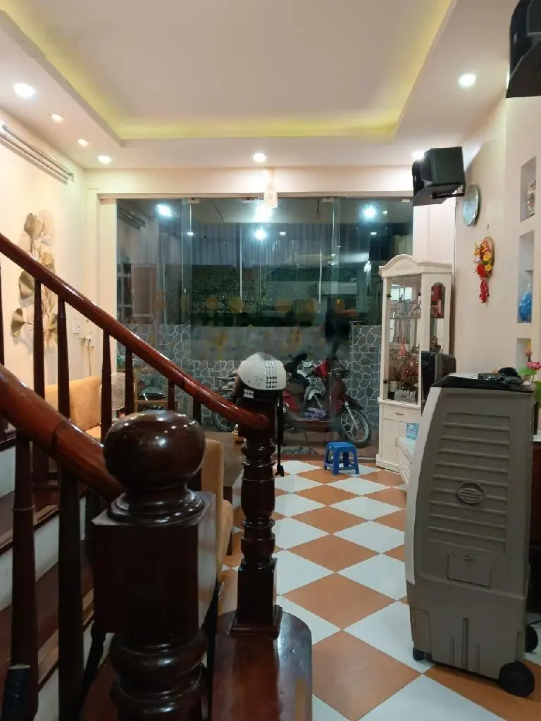15M ra đường 3 ô tô tránh. Nhà mới 3 năm ở ngay. Sổ nở hậu. Ngõ đẹp yên tĩnh. Dân sinh đinh Giá TL.