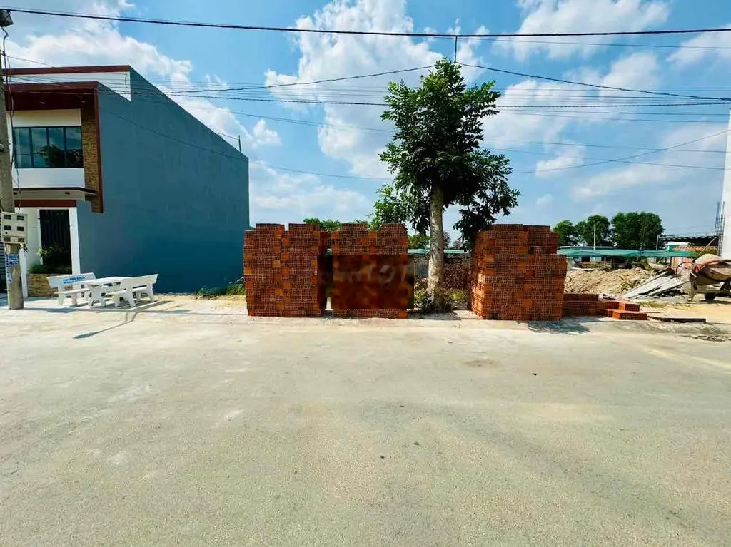 VỊ TRÍ ĐẸP NGAY CHỢ - HỒ 5x12 SỔ SẴN | GIÁ 1050