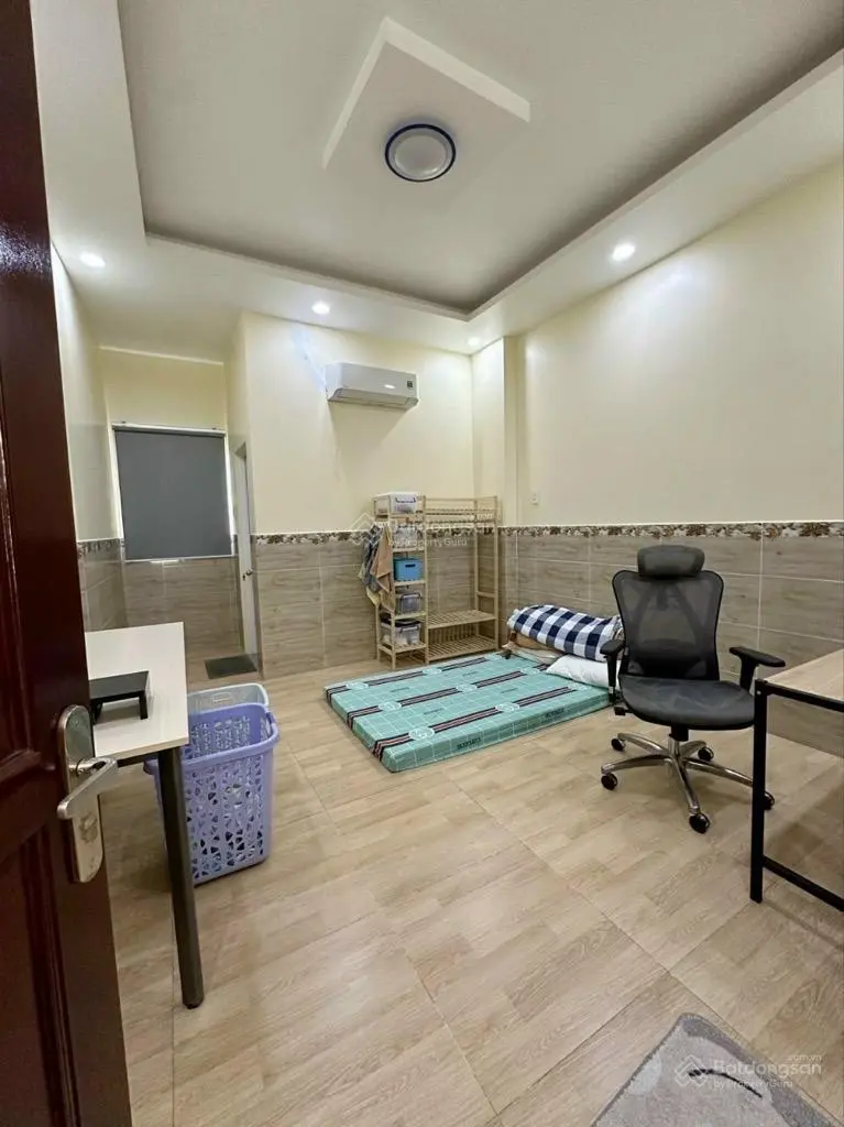Bán nhà 4 tầng 63m2, 4PN, đường 10m chợ Rạch Ông Nguyễn Thị Tần P2 Q8, chỉ hơn 11 tỷ, pháp lý chuẩn