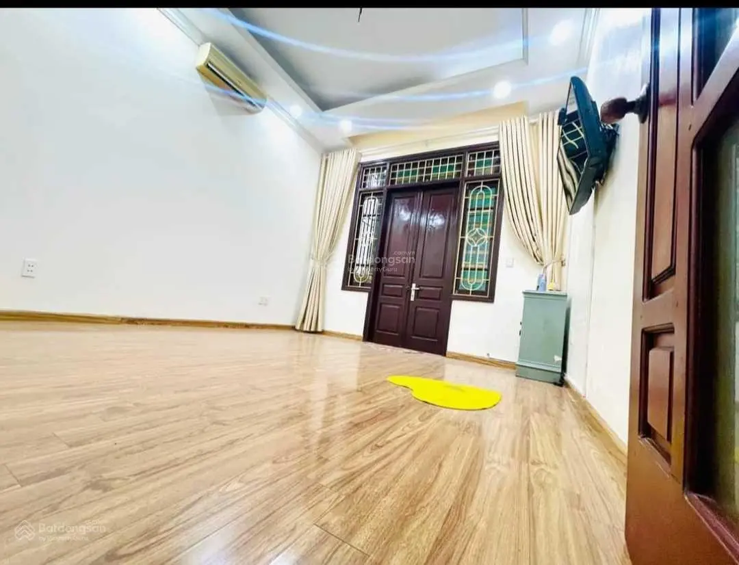 Chính chủ cần bán nhà Thiên Hiền diện tích 58m2, 4tầng full nội thất, giá 11, 5tỷ