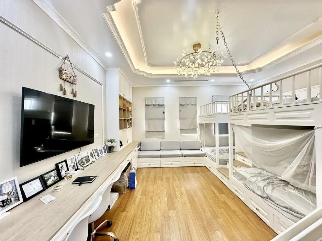Bán liền kề louis city đại mỗ - mặt đường lê quang đạo kéo dài