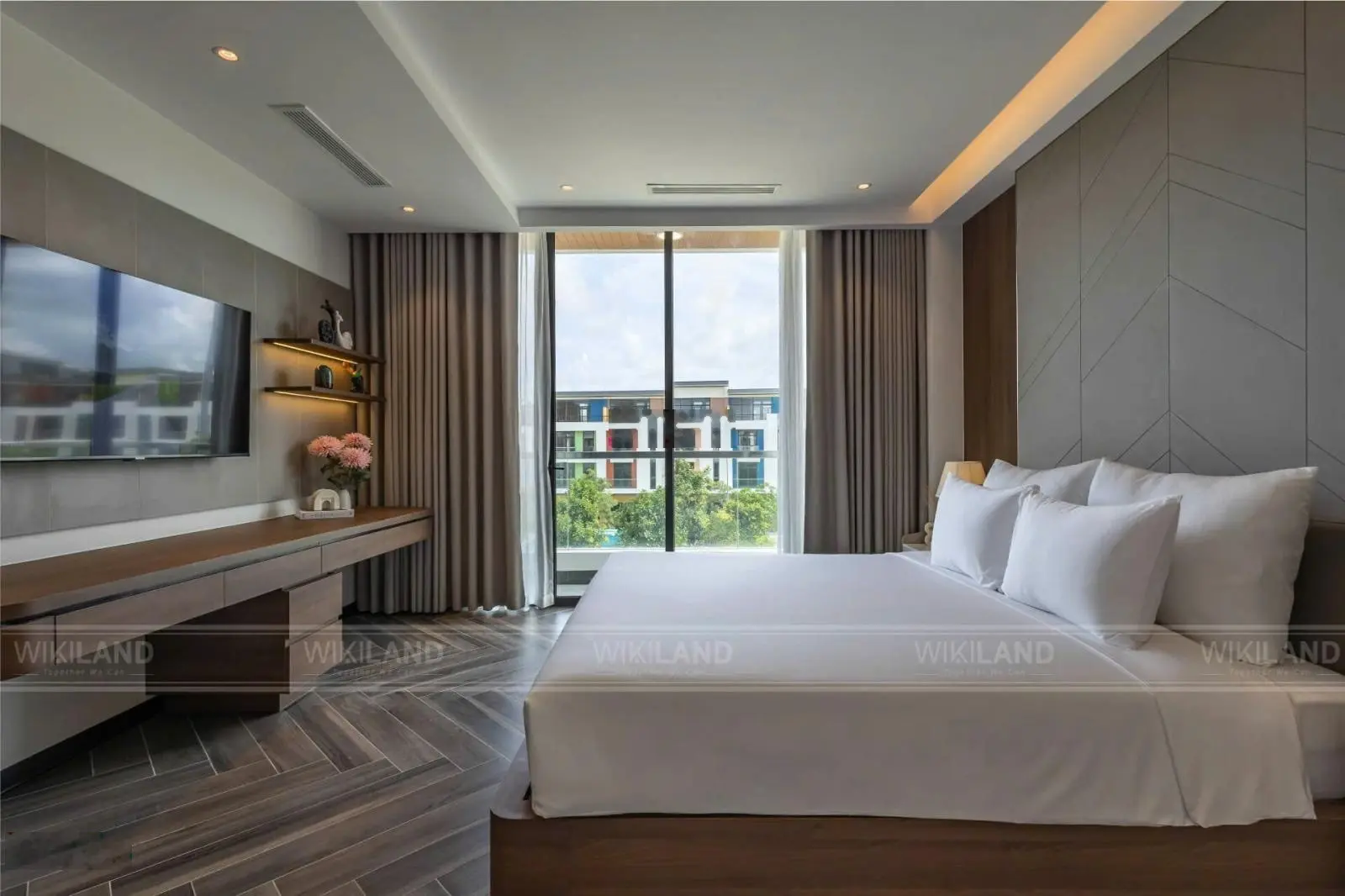 HOT: Chủ nhà cần tiền bán gấp căn Biệt thự 185m2, xây 3 tầng, SHLD tại Bãi Trường, giá chỉ 21.8 tỷ