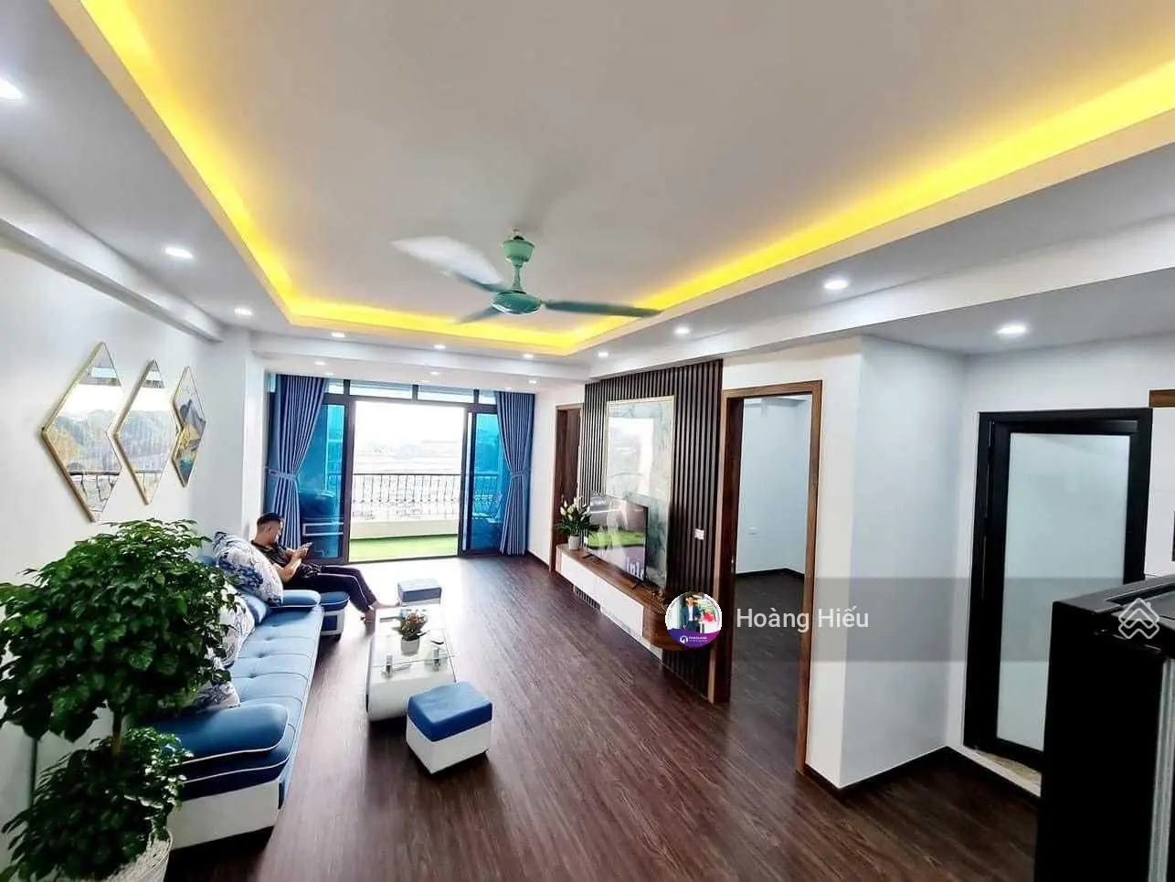 Cực đẹp, nhà mới Cầu Giấy, ngõ to thông, tặng nội thất, cực thoáng, 40m2 x 5 tầng
