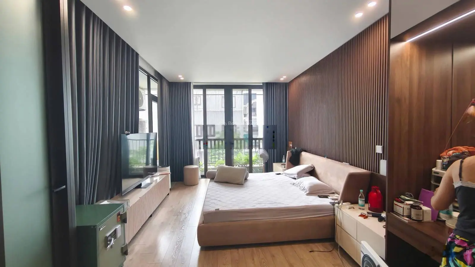 Bán nhà Tư Đình 64m2 x 5 tầng ô tô vào nhà giá nhỉnh 16 tỷ