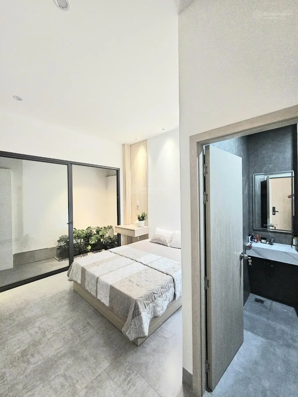 Bán nhà 4 tầng - chdv - đường ô tô - nội thất cao cấp - linh trung - hoàng diệu 2 - võ văn ngân