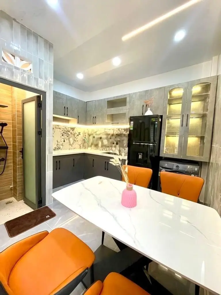 Bán gấp siêu phẩm nhà đẹp giáp Quận 1. Vũ Huy Tấn P3 Bình Thạnh 60m2 4 tầng 3PN 4WC hẻm ôtô 6m 3tỷ7