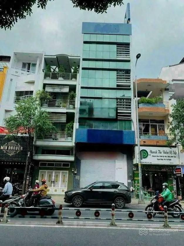 Chính chủ bán nhà trệt 5 lầu (6.2x20) mặt tiền Nguyễn Văn Trỗi, Phường 8, Quận Phú Nhuận, 28 tỷ