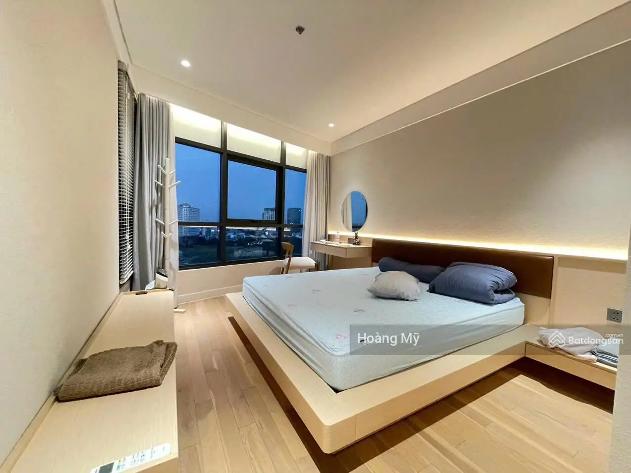 Bán căn hộ City Garden 141m2, 3PN 2WC, view đẹp, giá: 11.2 tỷ, LH: 0906 642 *** Mỹ
