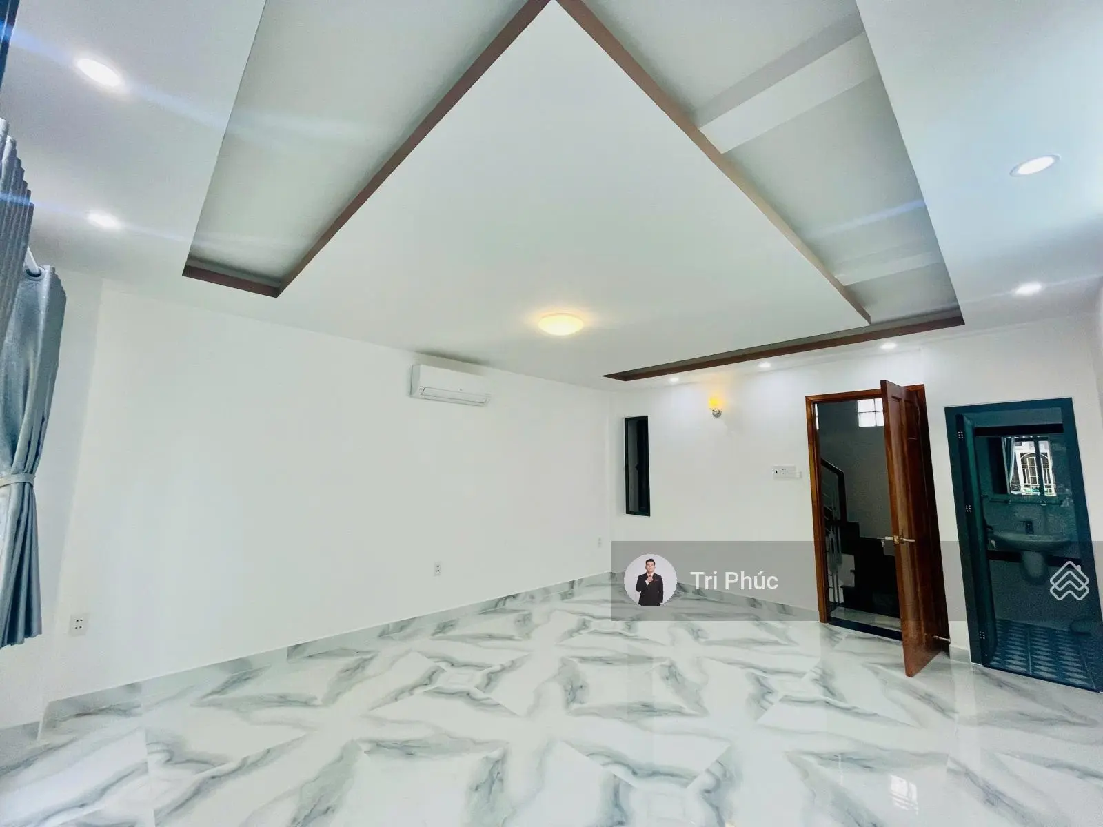 Nhỉnh 7 tỷ, nhà đẹp 4 tầng 3PN 40m2 hẻm 4m ngay khu Phan Xích Long, Phú Nhuận