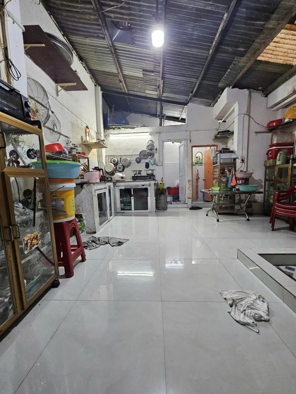 Bán gấp nhà chính chủ 1 đời hẻm thông 15m ra Tạ Quang Bửu, gần Aeon Mall Quận 8