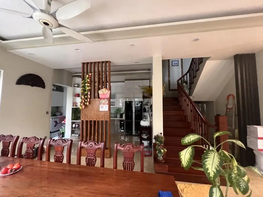 Bán biệt thự BT06 Việt Hưng mặt phố kinh doanh - vỉa hè 5m thiết kế tân cổ điển giá tốt nhất 60 tỷ
