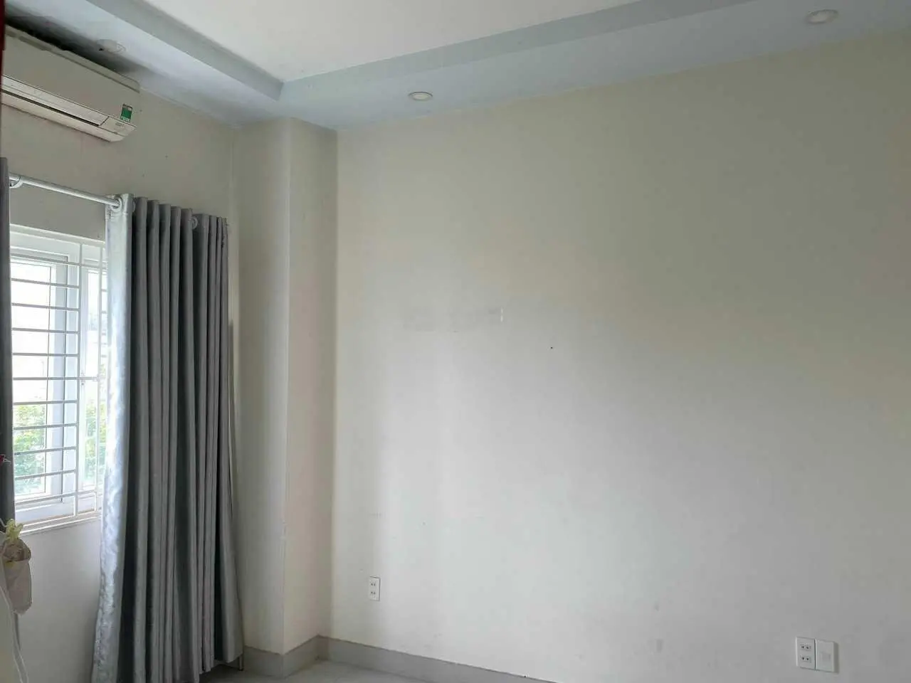 Kẹt tiền bán căn song lập Hưng Phú 1 gần Global City 10x17.5m sổ sẵn nhà xây đẹp, kiên cố