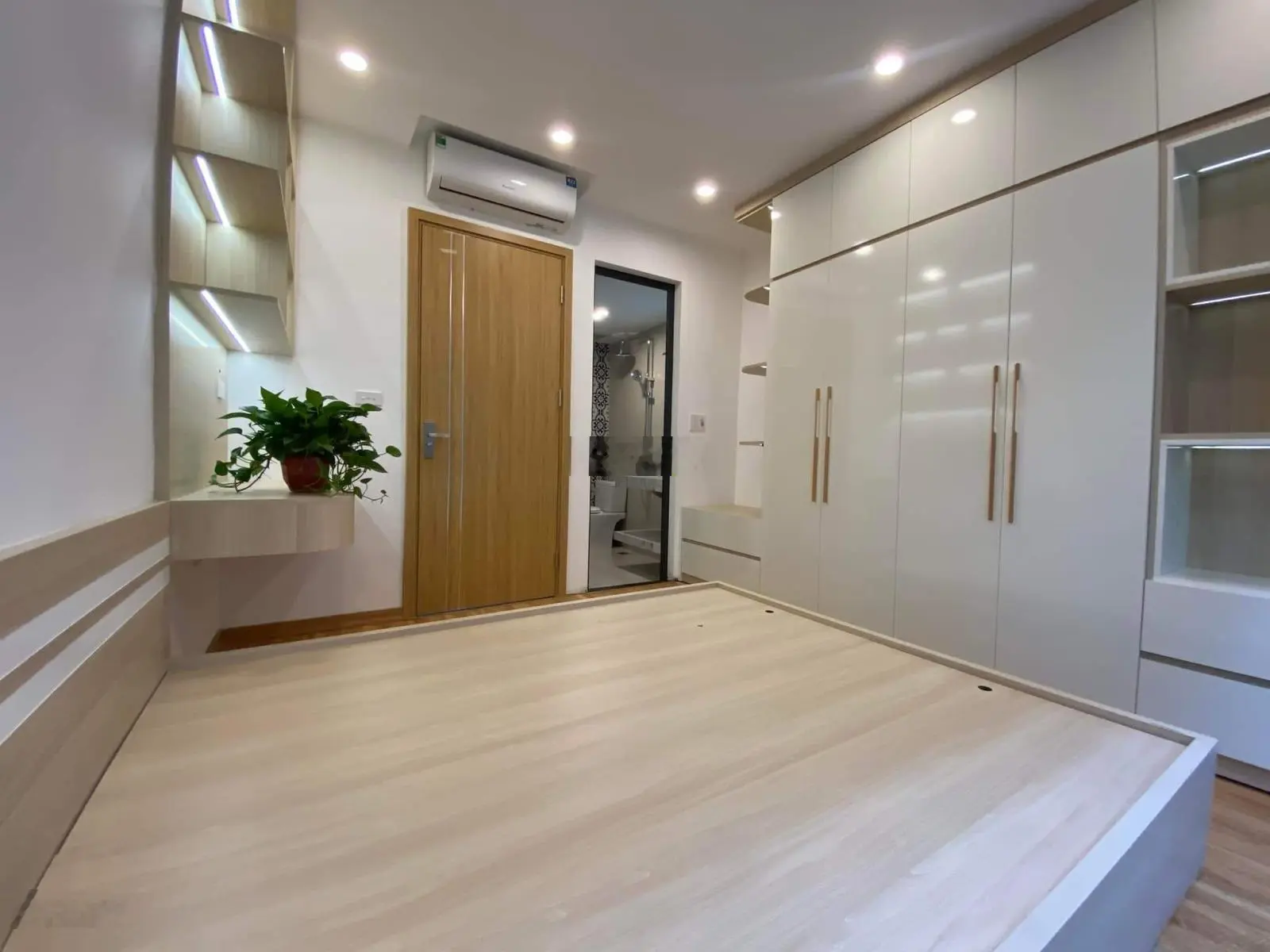 Hàng độc tại phố Tôn Đức Thắng, bán nhà 5,6 tỷ vnđ, 20m2 đầy đủ nội thất