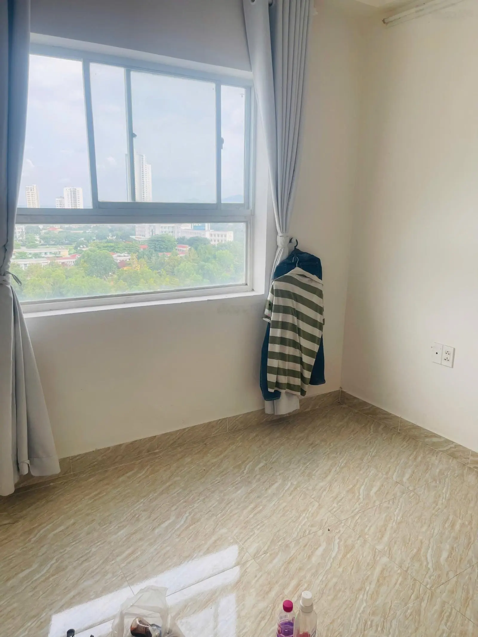 Đã có sổ đỏ căn view biển cần bán gấp
