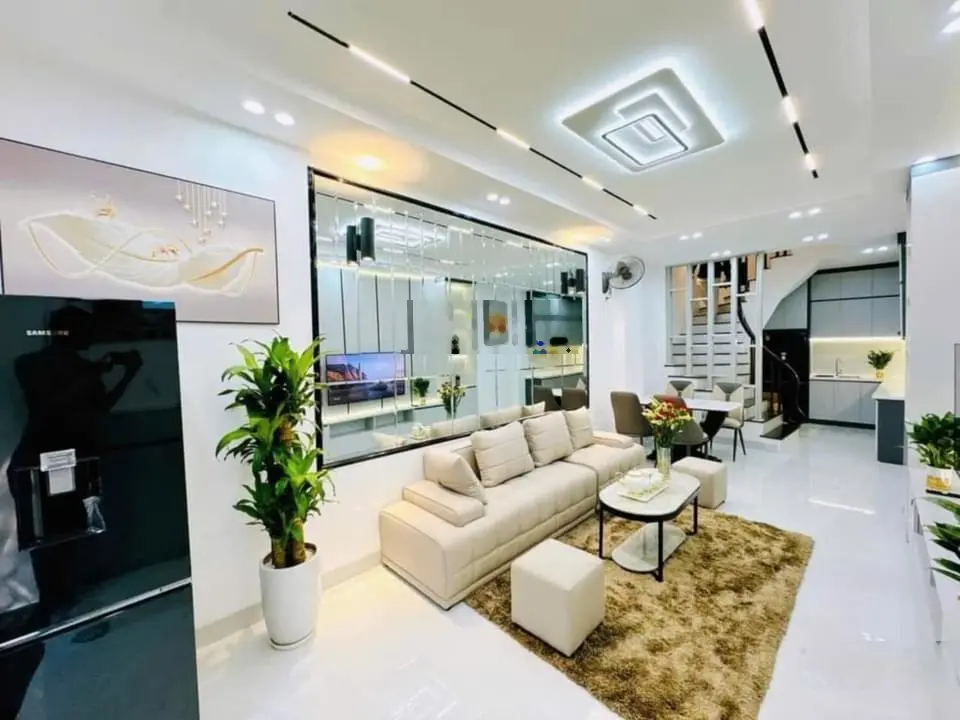 Vị trí đẹp, trung tâm Đống Đa - Hà Nội, DT: 34m2 x 4 tầng - MT: 3,5m giá: 6,95 tỷ
