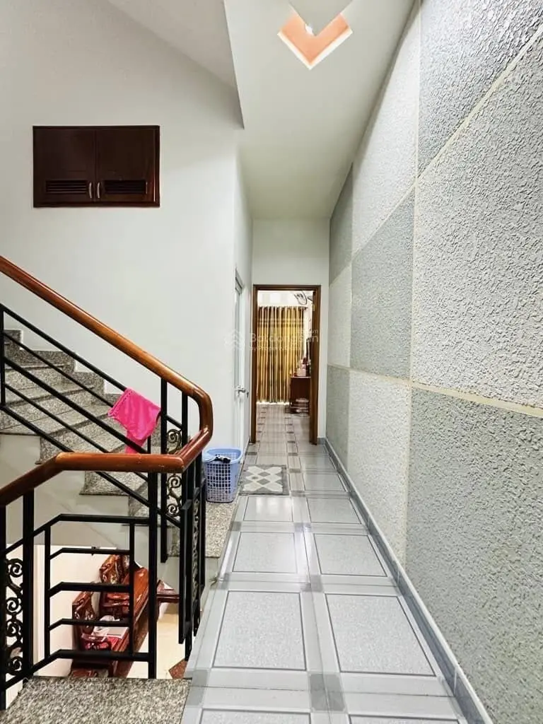 Hẻm xe hơi nhà 4 tầng vị trí đẹp giá tốt 9.1 tỷ!