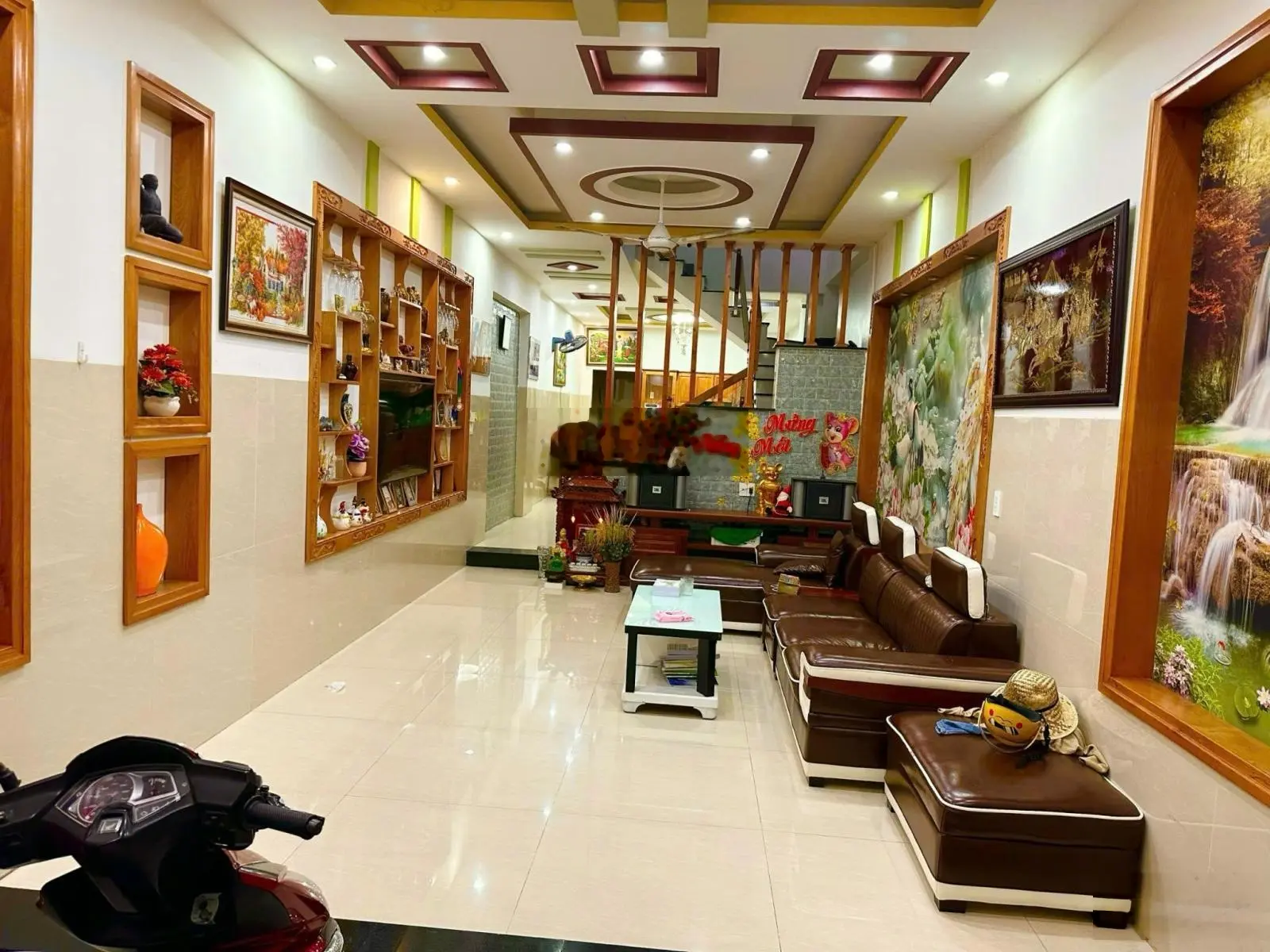Nhà 1 trệt 2 lầu kcd Toa xe lửa dĩ an