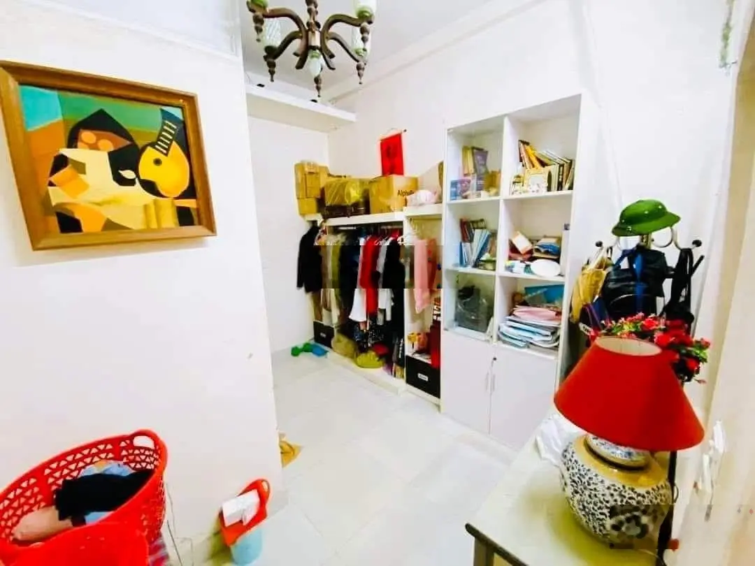 Bán nhà Nguyễn Lương Bằng.Nhà đẹp.Thiết kế đẹp.Ba gác qua nhà.DT 45m2-3 tầng-MT 3.3m.Giá 7,8 tỷ