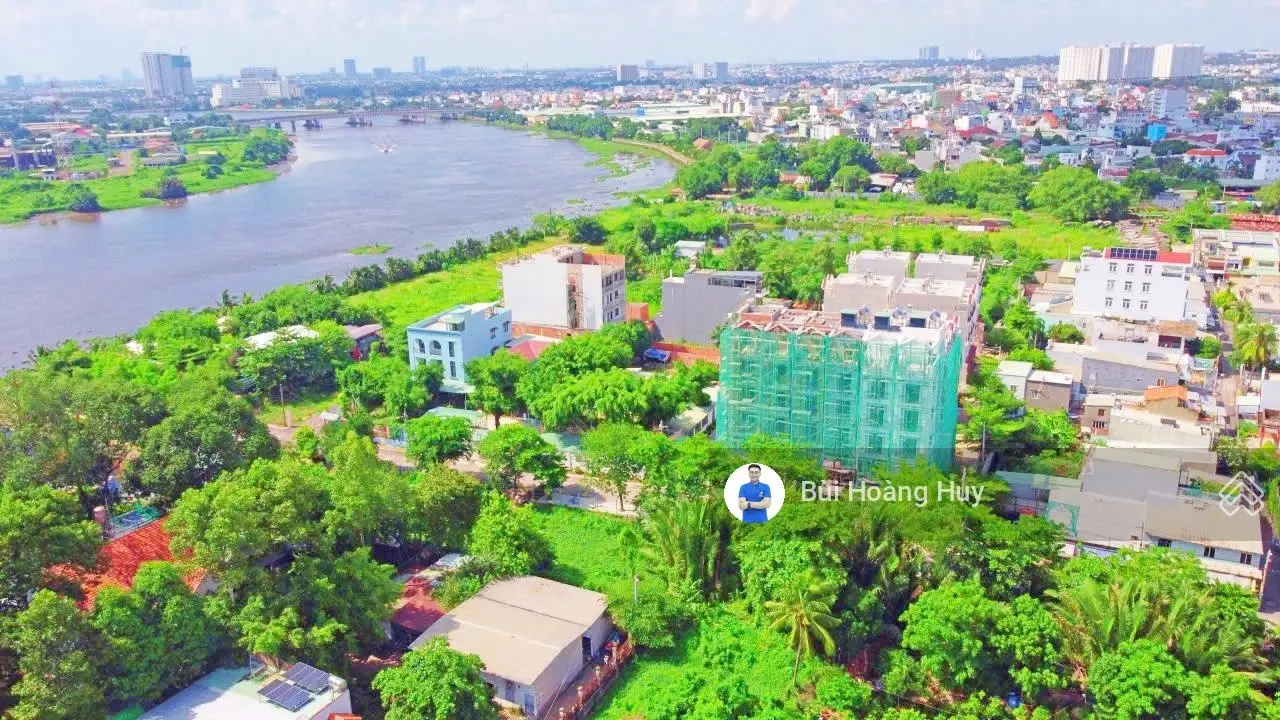 Nhà mới xây ven sông Sài Gòn, ngay Vạn Phúc City - Quốc Lộ 13, Tp. Thủ Đức, sổ riêng, đường 12m