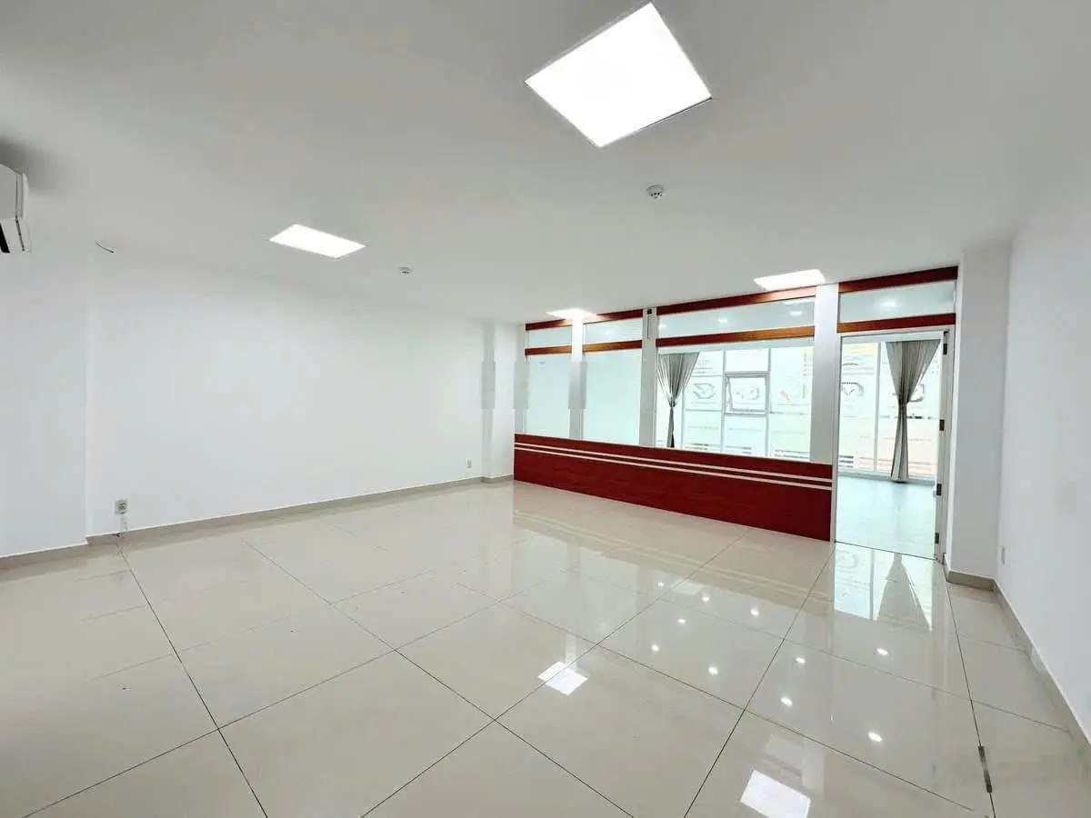 Buillding mặt tiền Lê Quang Định, P.14, Q.Bình Thạnh.( 7X22 - 7 tầng - HĐT:150 tr -Gía : 32 tỷ )